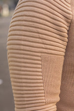 Pulover Texturat cu model pe maneci 6397 Camel-Crem