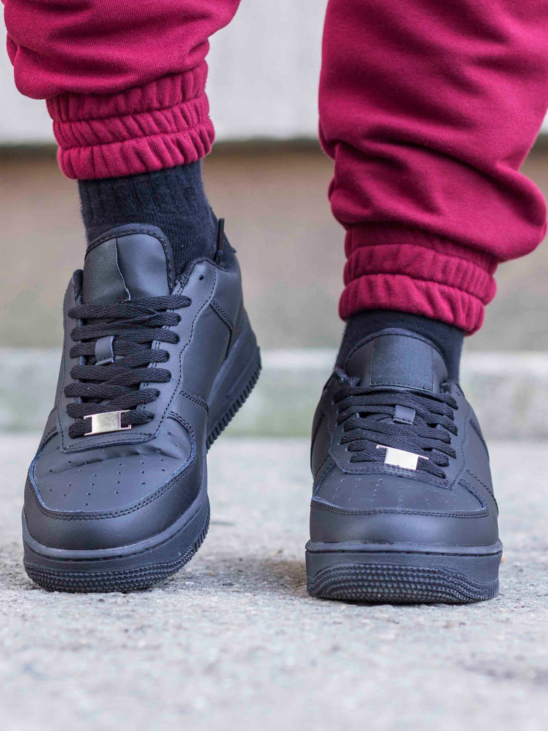 Adidasi Force Black